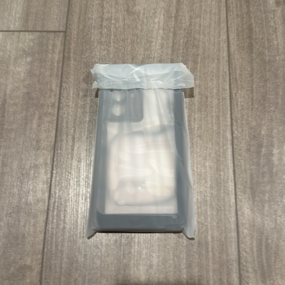 SPIDERCASE Waterproof Phone Case - Picture 4 of 8